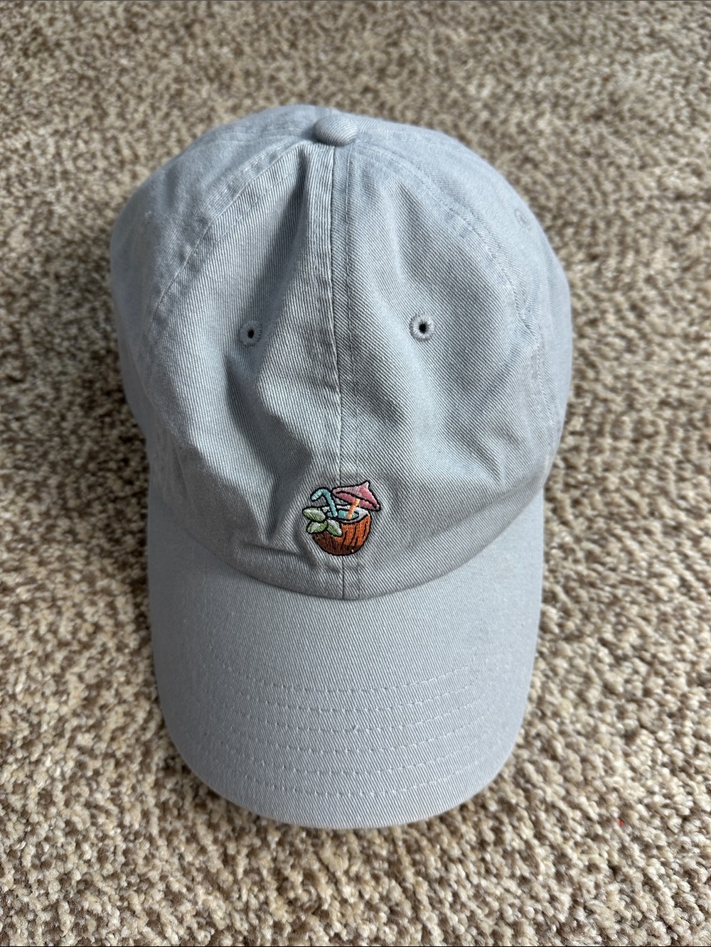 Vineyard Vines Light Gray Embroidered Tropical Drink Baseball Hat